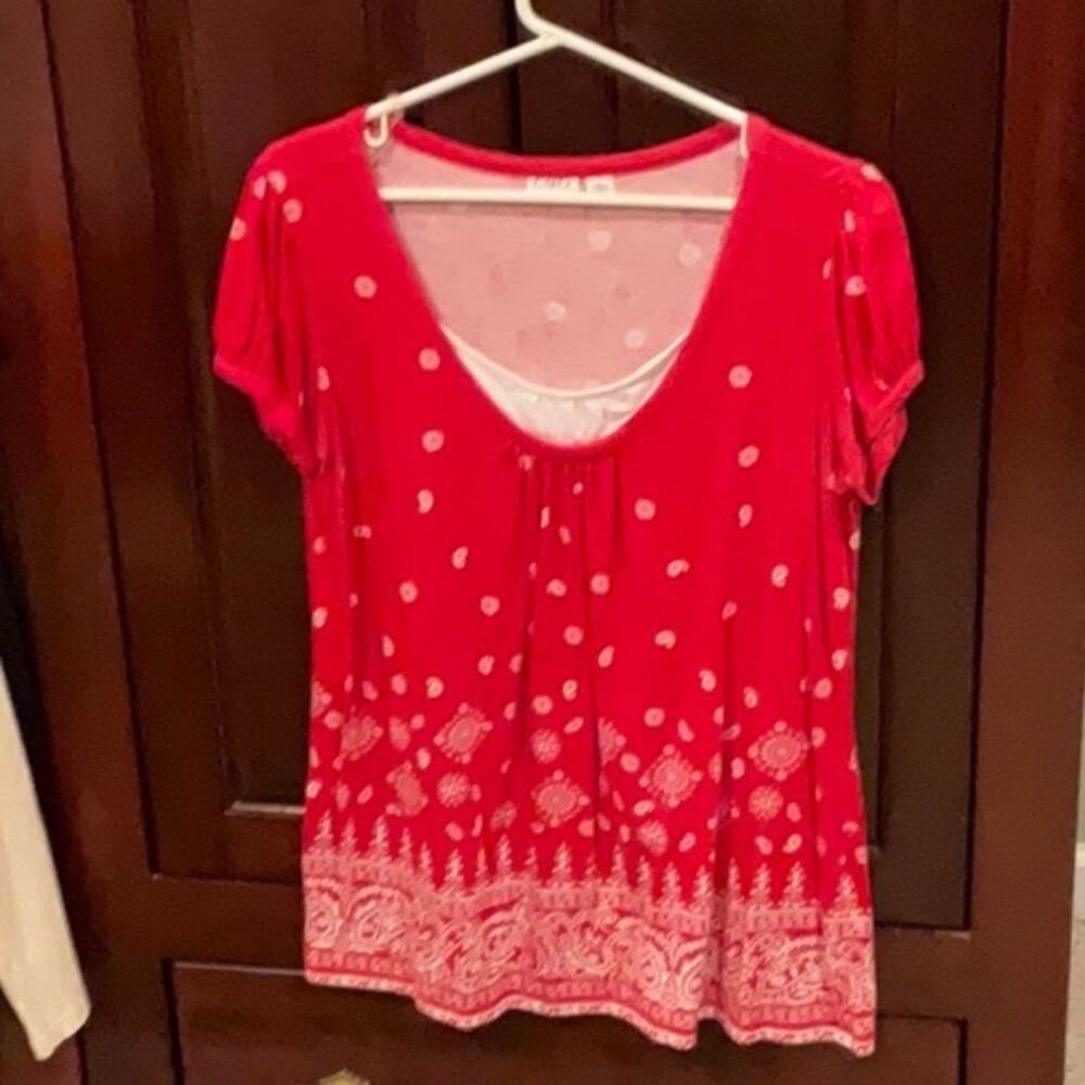 Cato Size Medium Red Top